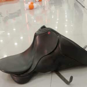 SILLA DOMA CLASICA GERMANIA DRESSAGE (TALLA 17)